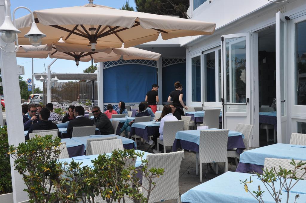 Hotel Ristorante Crescenzo Procida Exterior photo